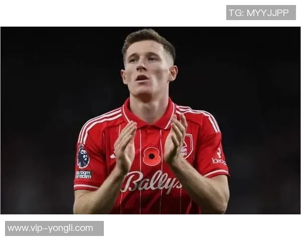 曼联继续追逐埃利奥特安德森作为主要引援目标的最新动态