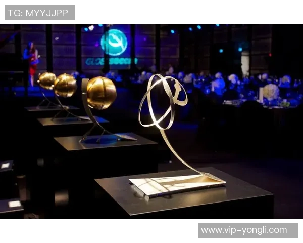 拉菲尼亚荣膺2025环足奖西甲最佳球员正式获官方认可