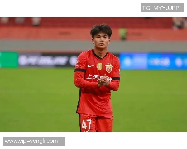 蒯纪闻深情致谢徐导与团队期待未来在巅峰时刻重聚